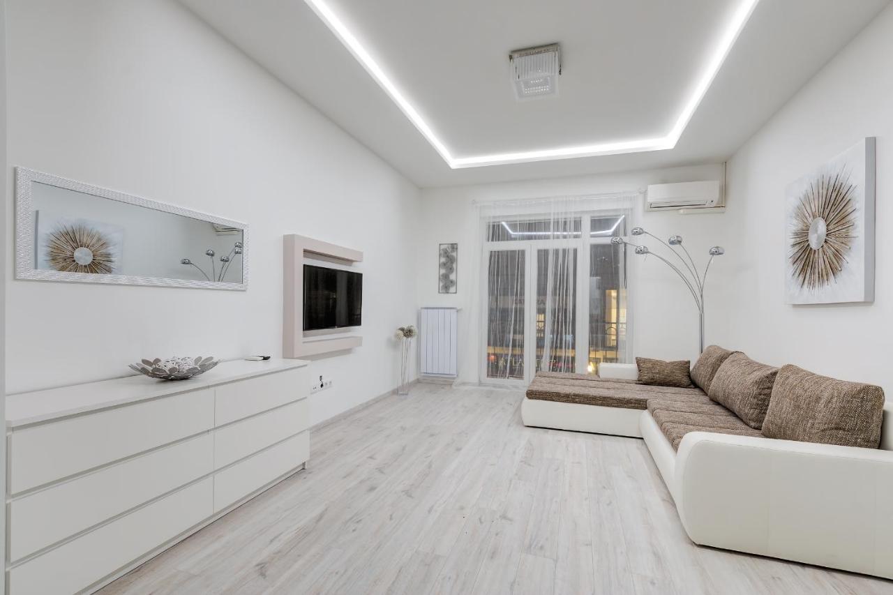 D.Five Kiraly Street Superior Apartment With City View Budapest Exterior photo
